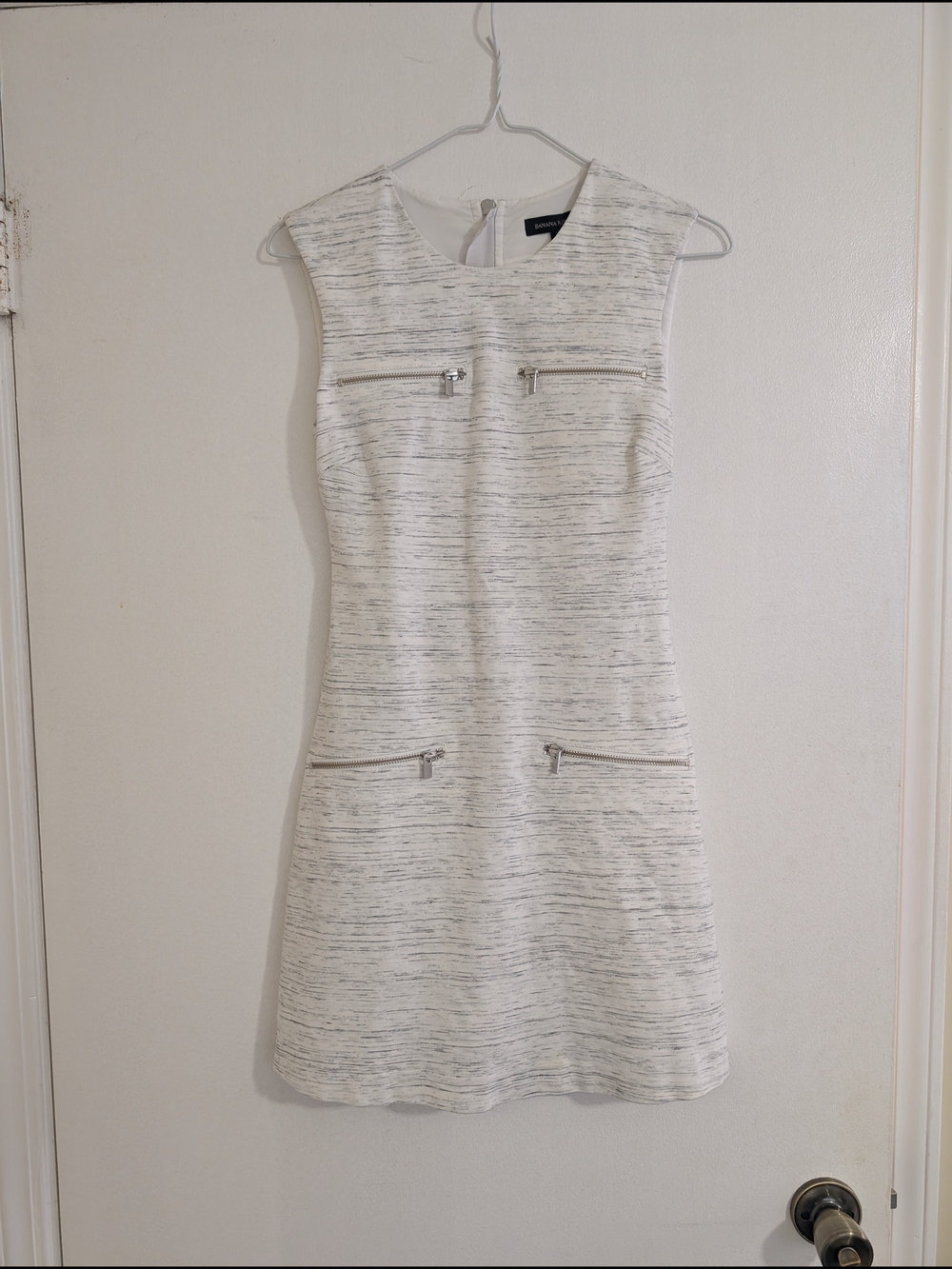Banana Republic Space Dye Shift Dress Exposed Zipper Pockets White Grey Mod